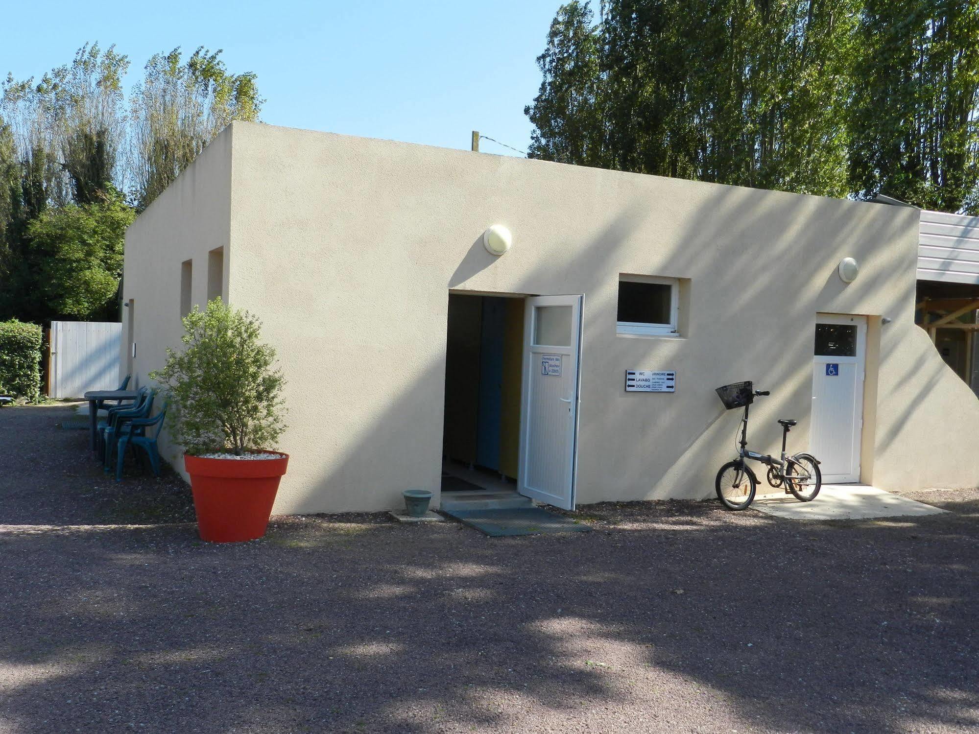 Campsite Le Rivage 4*